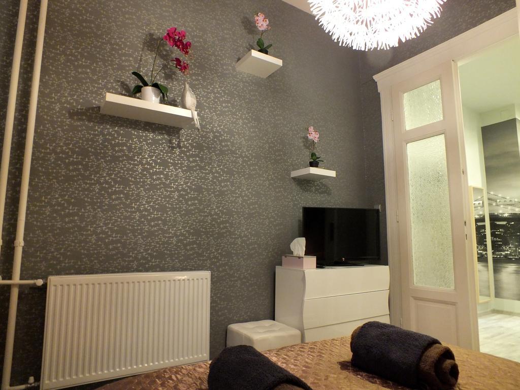 Standard Apartment By Hi5 - Feherhajo Budapest Zimmer foto