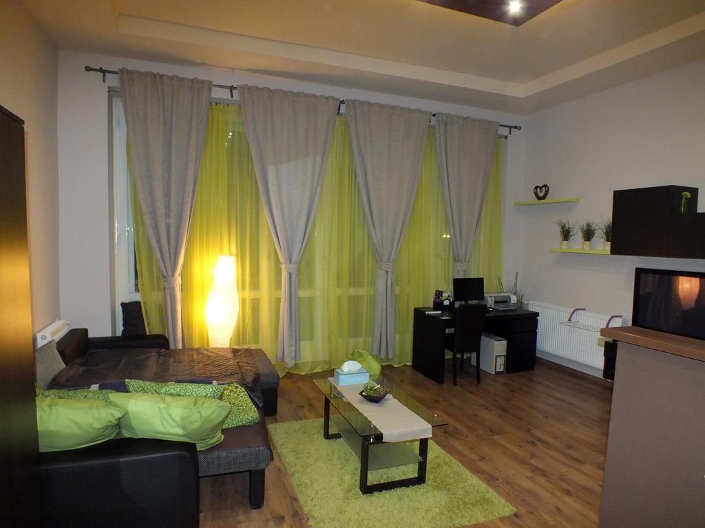 Standard Apartment By Hi5 - Feherhajo Budapest Zimmer foto