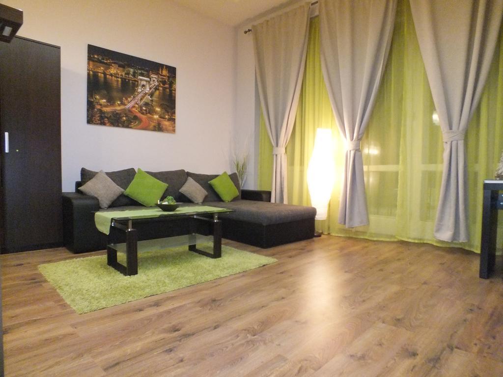 Standard Apartment By Hi5 - Feherhajo Budapest Zimmer foto