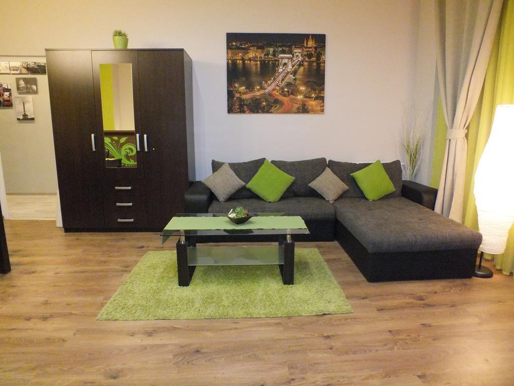 Standard Apartment By Hi5 - Feherhajo Budapest Zimmer foto